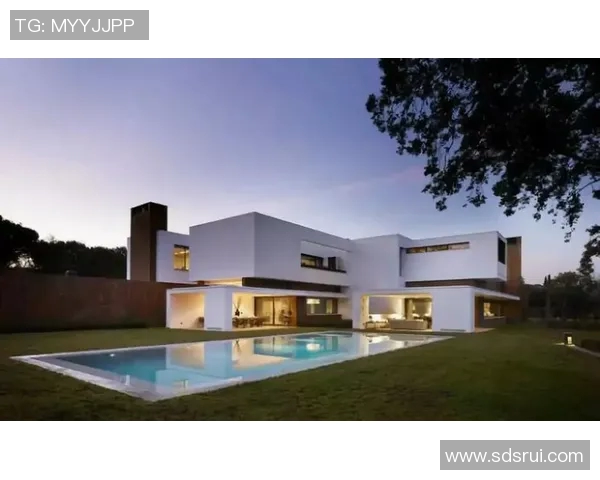 足球明星豪宅的奢华条件与生活品质探秘